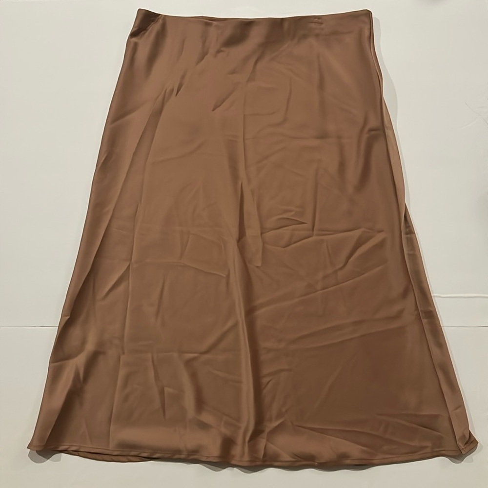 Rachel Zoe Nude Beige Tan Satin Polyester Pull On Long Maxi Skirt Size 12